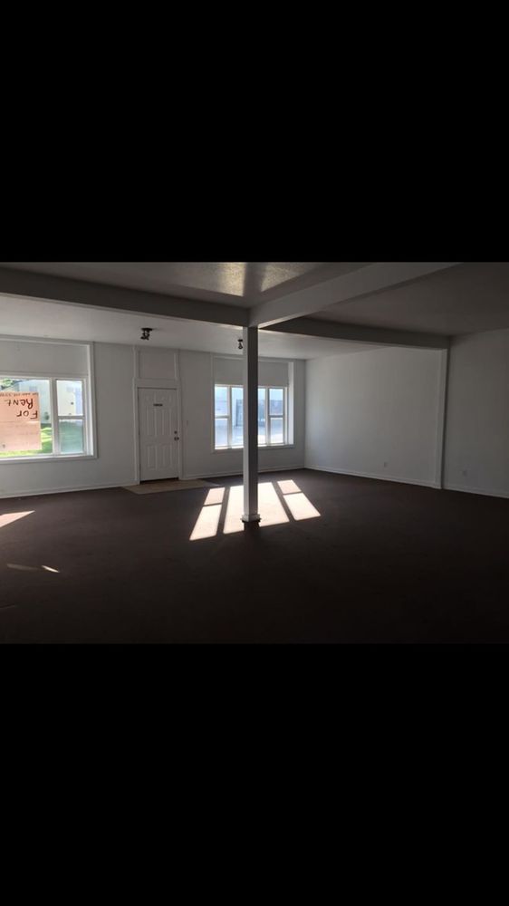 118 N Monroe St, Brookfield, MO 64628